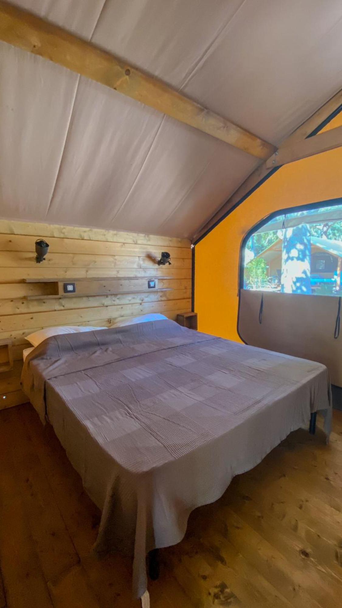 Il Pampaleone Glamping And Resort Acireale Oda fotoğraf